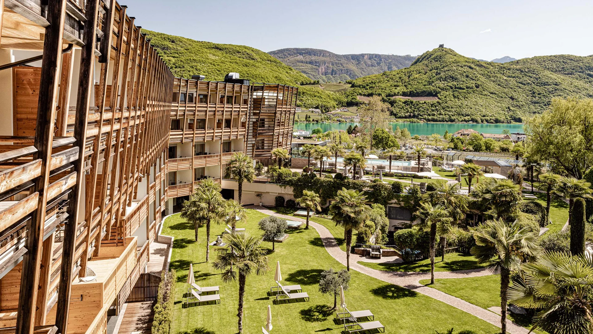Ausblick Park Seeblick Kalterer See Wellnesshotel SEELEITEN