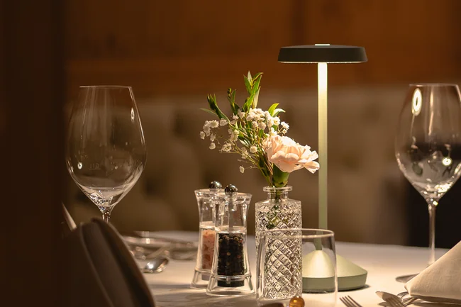 Il ristorante del nostro albergo a Caldaro sulla Strada del Vino Il ristorante del nostro albergo a Caldaro sulla Strada del Vino
